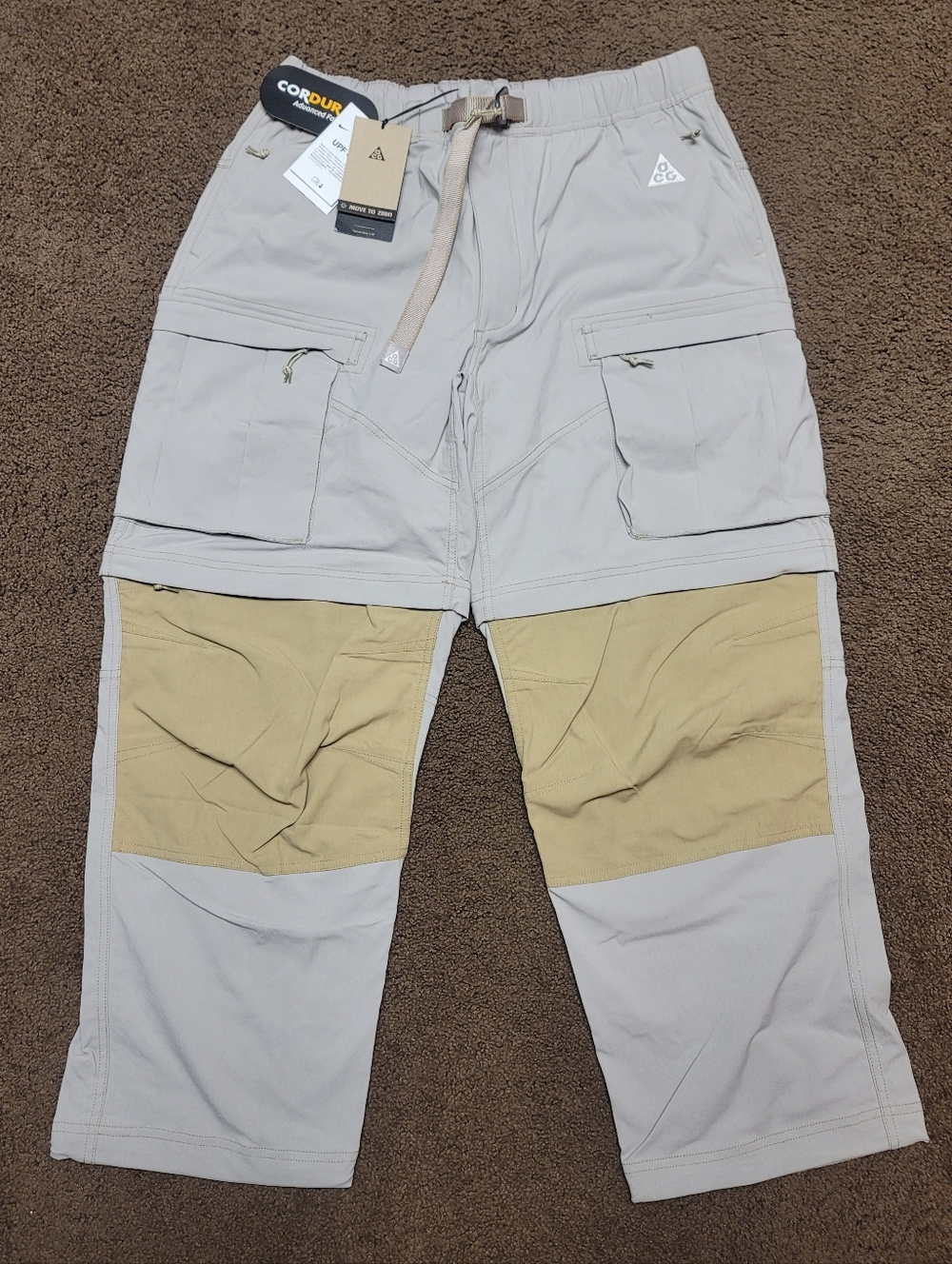 Nike ACG "Smith Summit" Cargo Pants College Grey Beige Mens Size FN0428-009 NWT